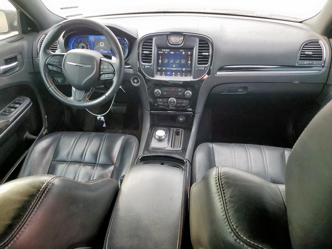 2019 Chrysler 300 S VIN: 2C3CCABG5KH708199 Lot: 93638805