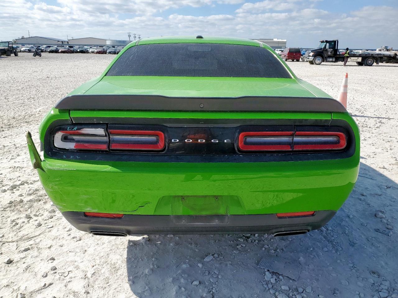 2017 Dodge Challenger Sxt VIN: 2C3CDZAG6HH555046 Lot: 92856285