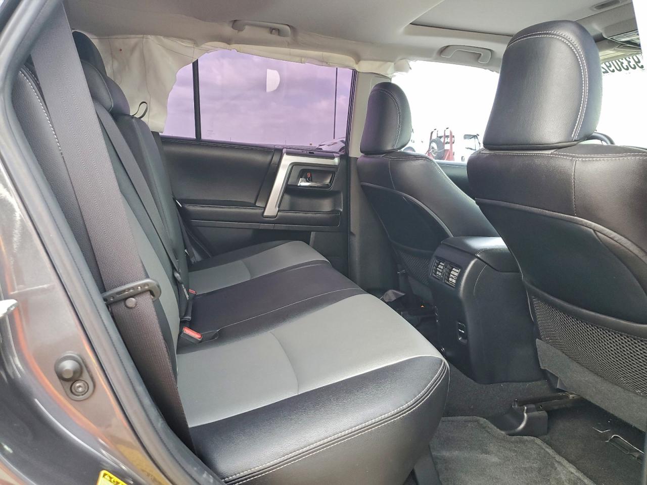 2018 Toyota 4Runner Sr5 VIN: JTEZU5JR7J5184018 Lot: 93309235