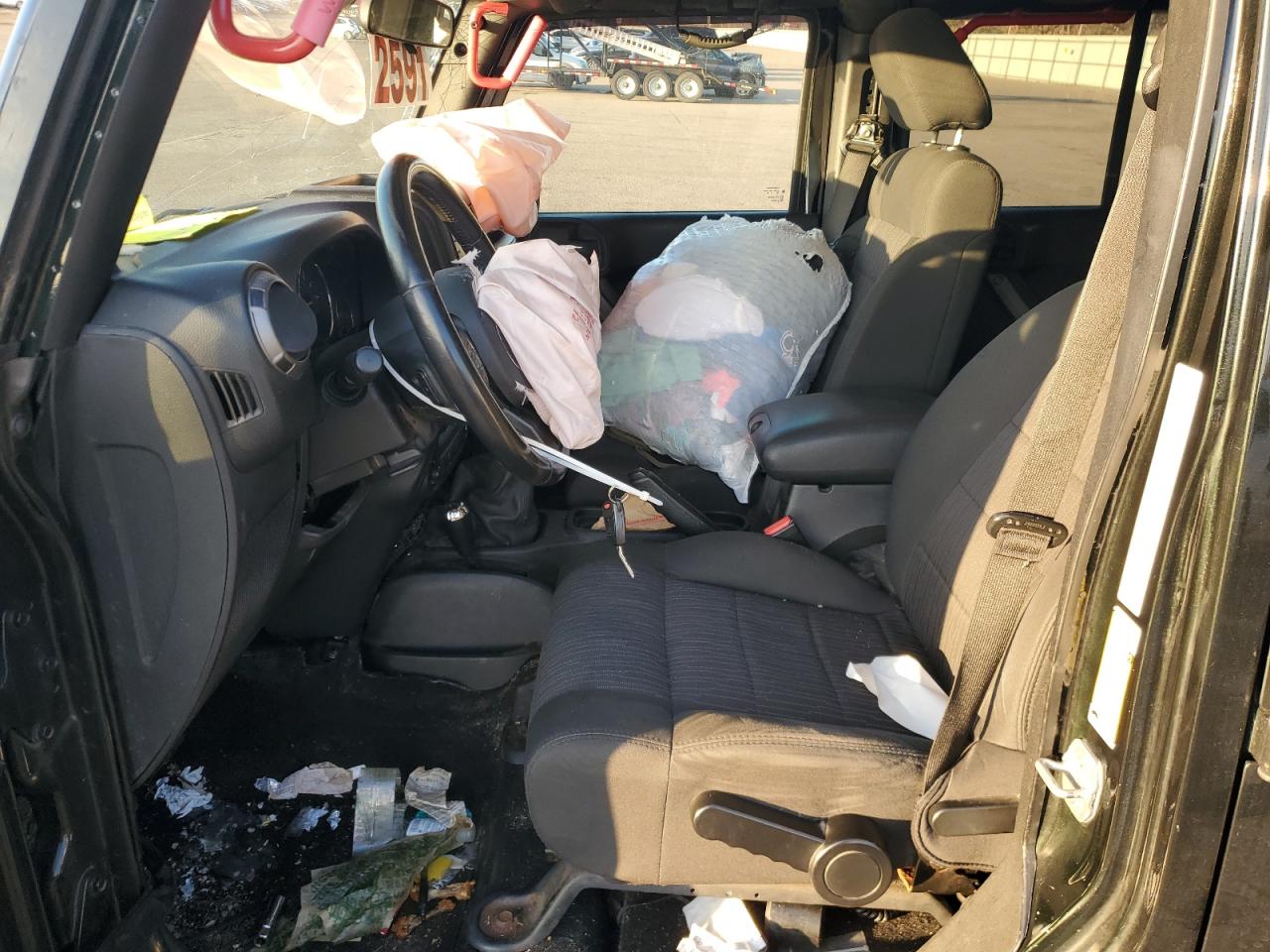 2012 Jeep Wrangler Unlimited Sport VIN: 1C4HJWDG6CL200040 Lot: 90898385