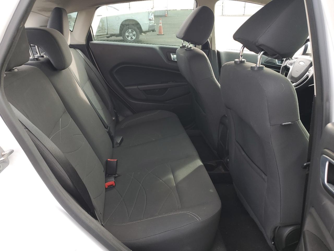 2015 Ford Fiesta Se VIN: 3FADP4EJ6FM172566 Lot: 90945125