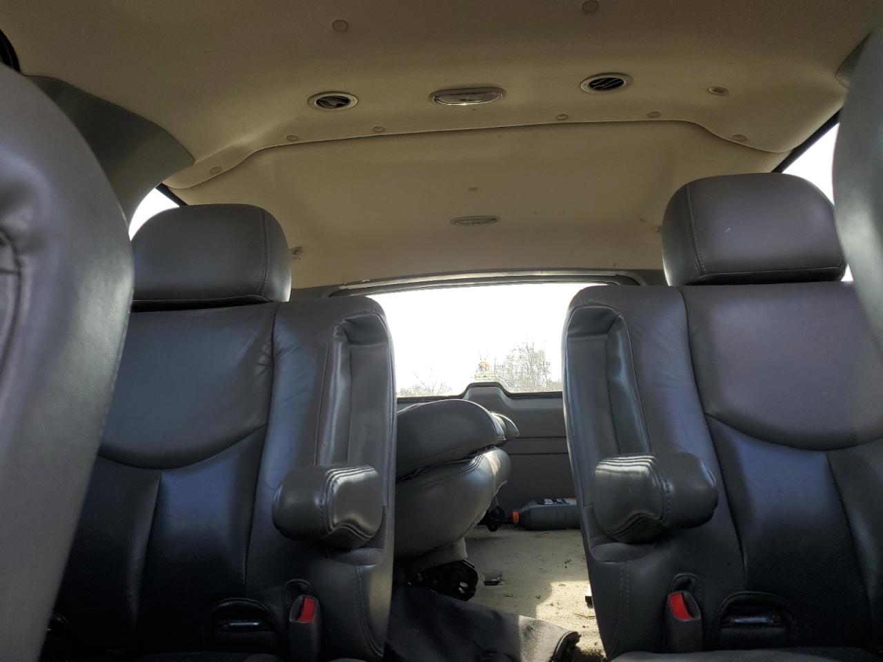 2004 GMC Yukon Xl Denali VIN: 1GKFK66U24J125717 Lot: 91092755