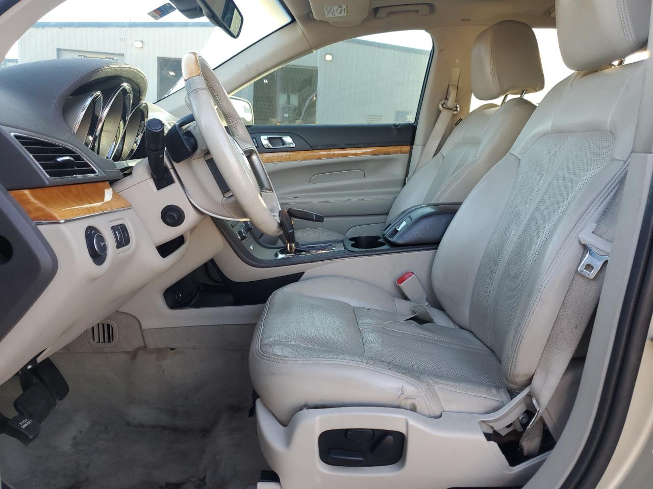 2010 Lincoln Mkt VIN: 2LMHJ5FR2ABJ16299 Lot: 92427855