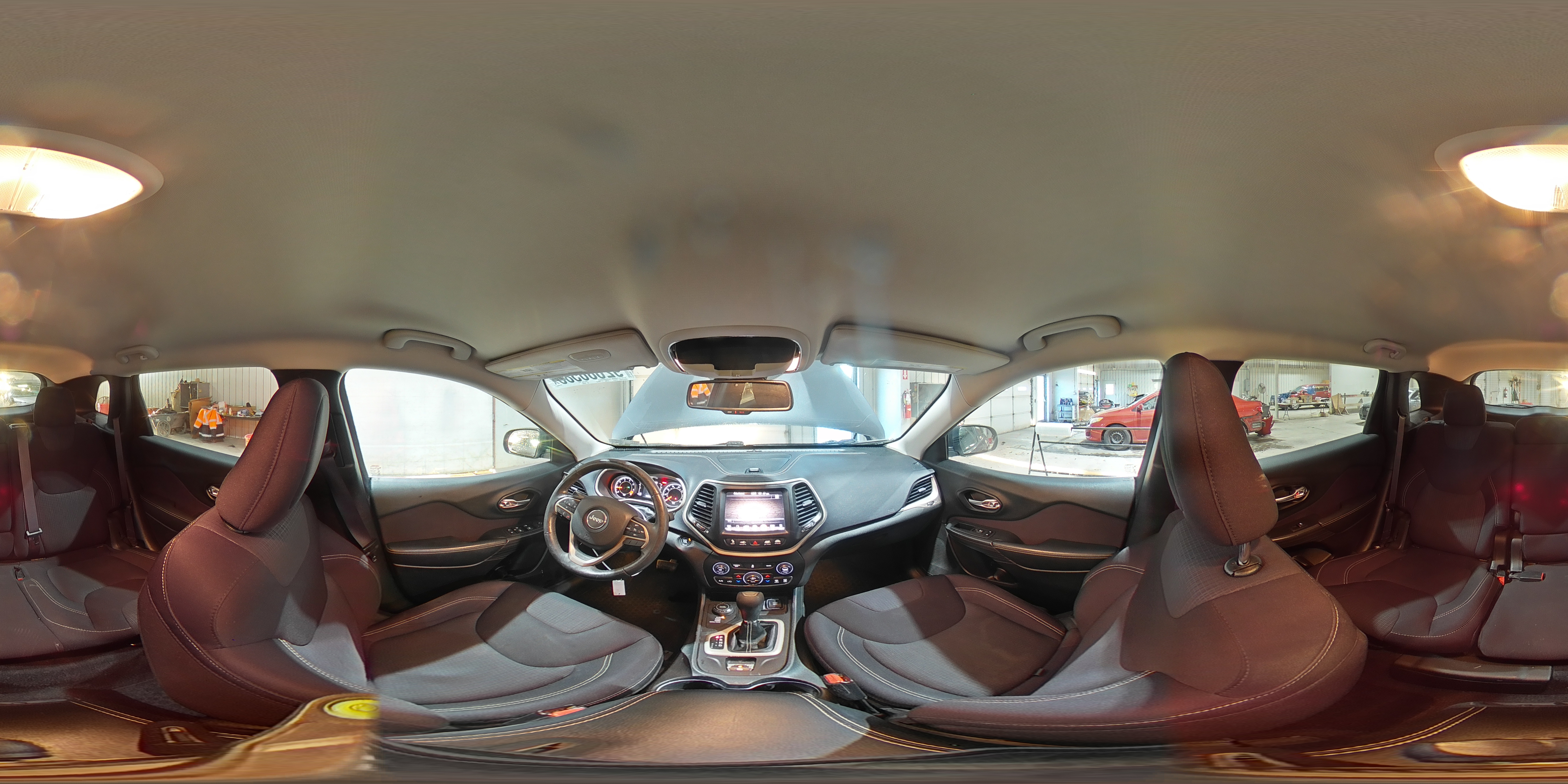 2015 Jeep Cherokee Latitude VIN: 1C4PJMCB2FW615834 Lot: 92686585