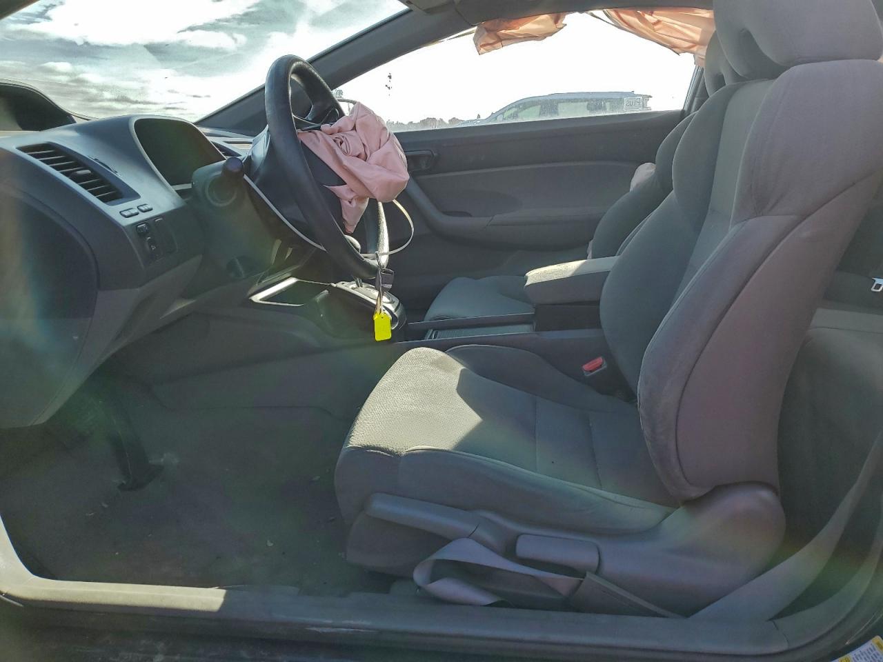 2006 Honda Civic Dx Vp VIN: 2HGFG12316H008665 Lot: 93844645