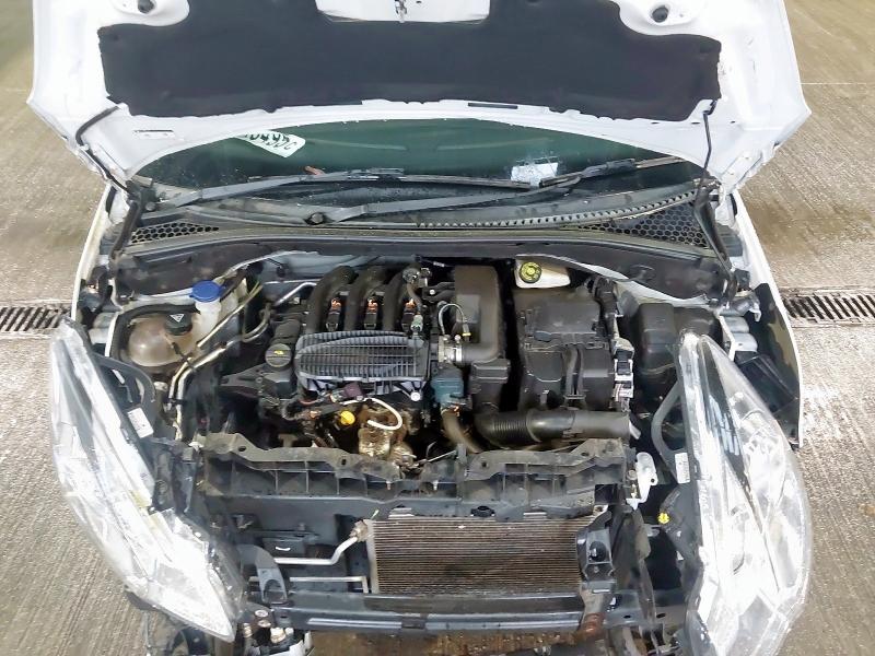 2015 CITROEN C3 1.2 PURETECH SELECTION 5DR