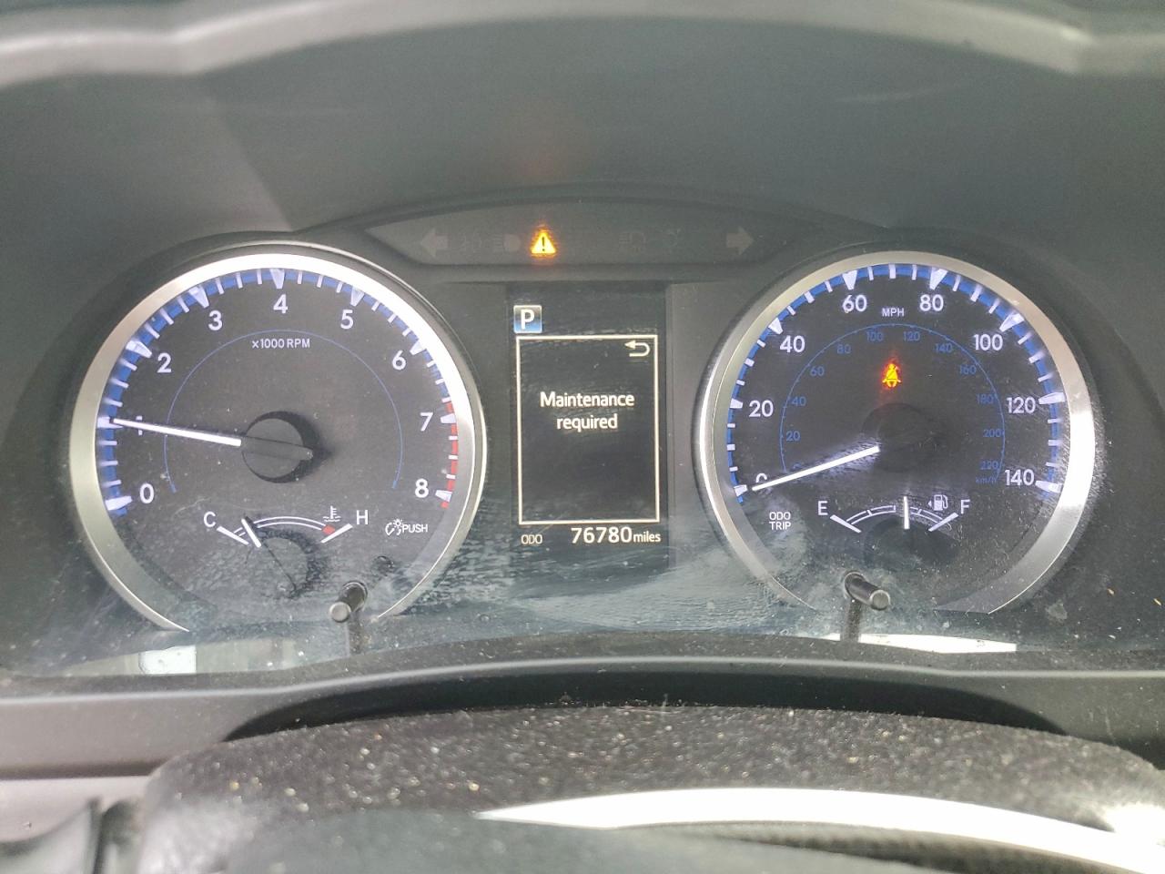 2018 Toyota Highlander Le VIN: 5TDBZRFHXJS840611 Lot: 94950835