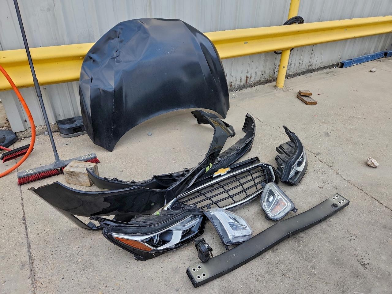 2019 Chevrolet Equinox Lt VIN: 2GNAXLEX7K6195765 Lot: 93822365