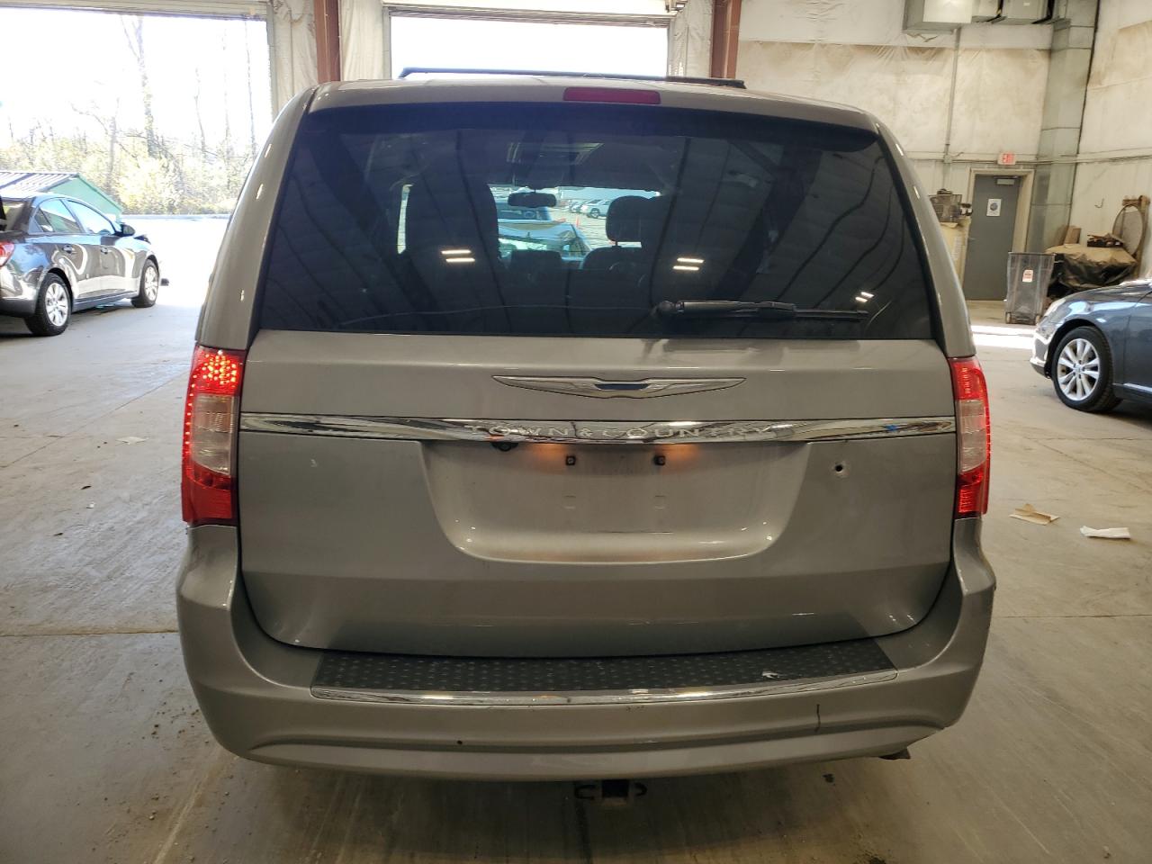 2016 Chrysler Town & Country Touring VIN: 2C4RC1BG8GR137931 Lot: 90815895