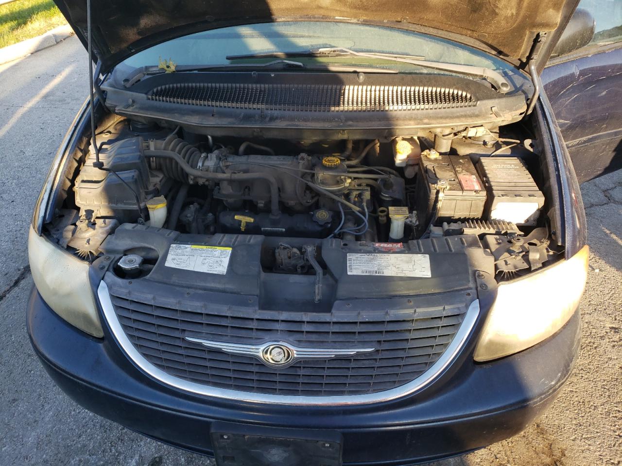 2003 Chrysler Town & Country Ex VIN: 2C8GP74L83R118488 Lot: 91186585