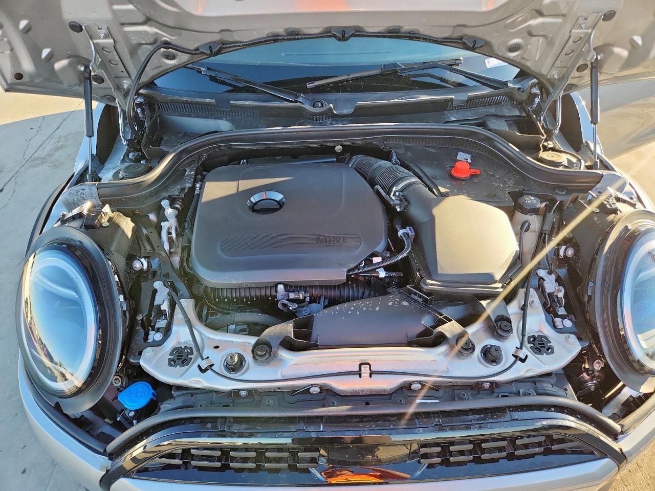 2025 Mini Cooper Base VIN: WMW13GD08S2X12176 Lot: 92275605