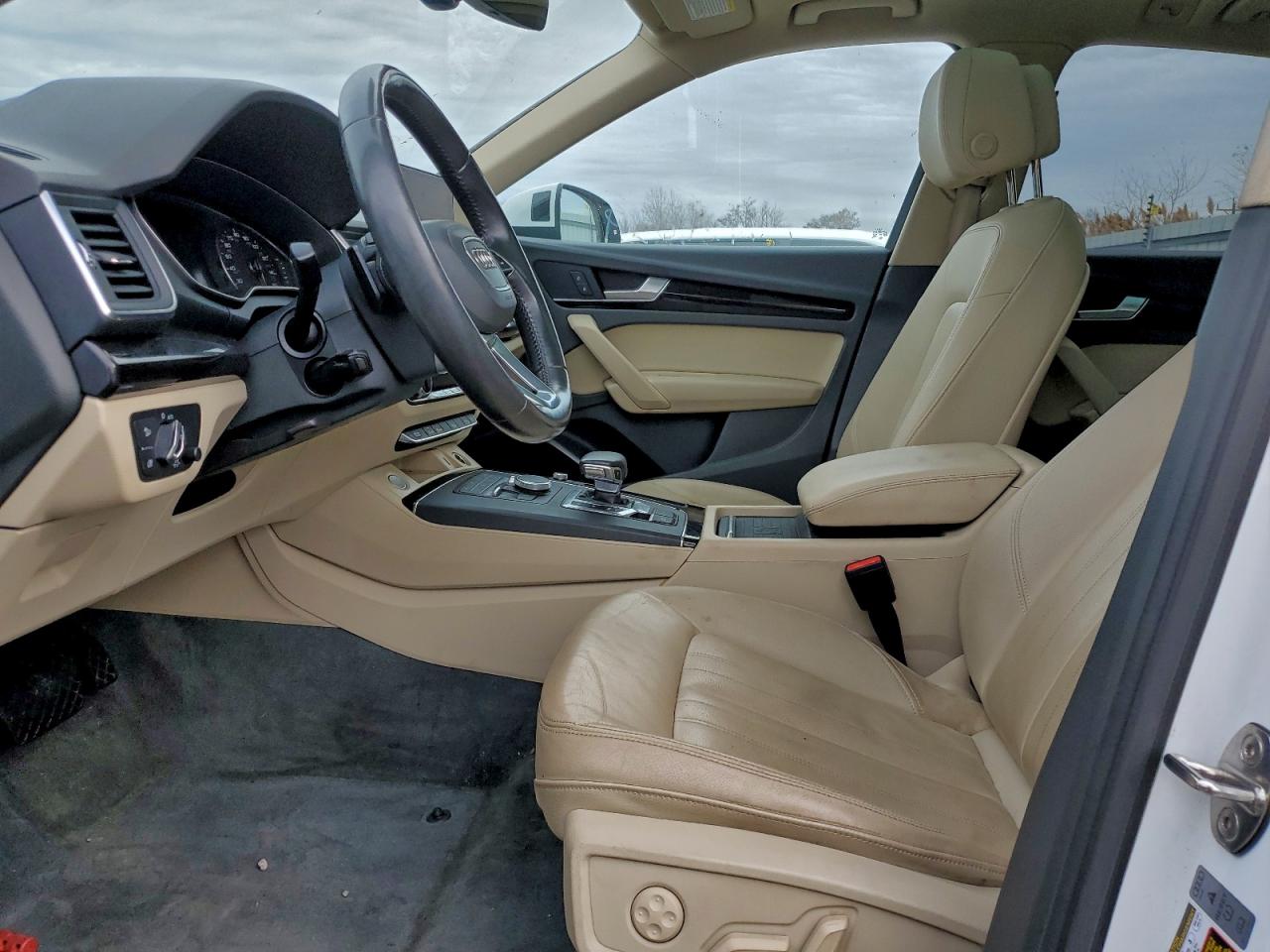 2020 Audi Q5 Premium VIN: WA1ANAFY3L2092670 Lot: 94190685