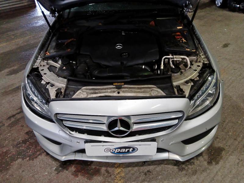 2015 MERCEDES-BENZ C CLASS C220 BLUETEC AMG LINE PREMIUM 4DR AUTO