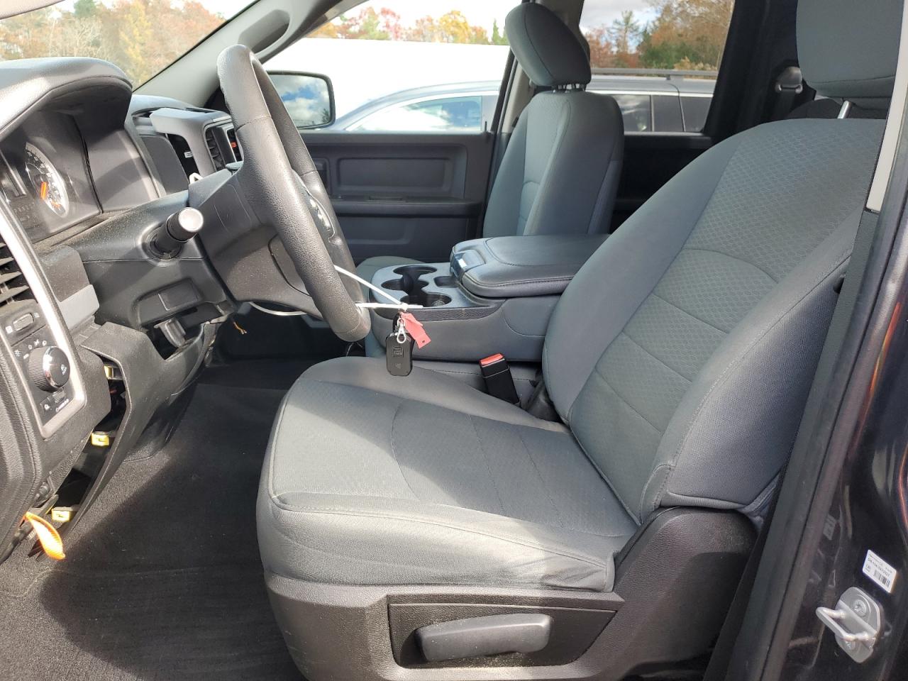 2018 Ram 1500 St VIN: 1C6RR7FT9JS177974 Lot: 82761675