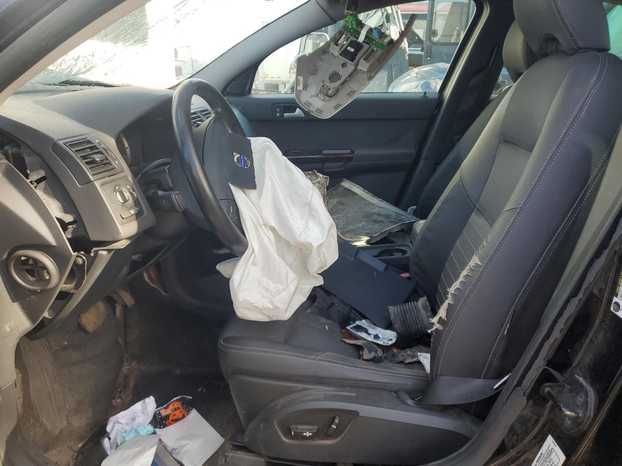 2006 Volvo S40 2.4I VIN: YV1MS382162190689 Lot: 92302335