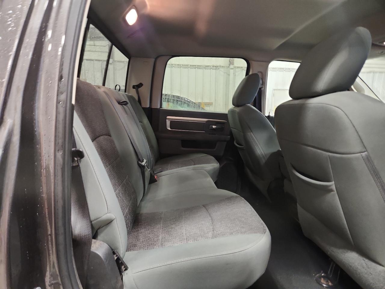 2015 Ram 1500 Slt VIN: 3C6RR7LTXFG596564 Lot: 93256265