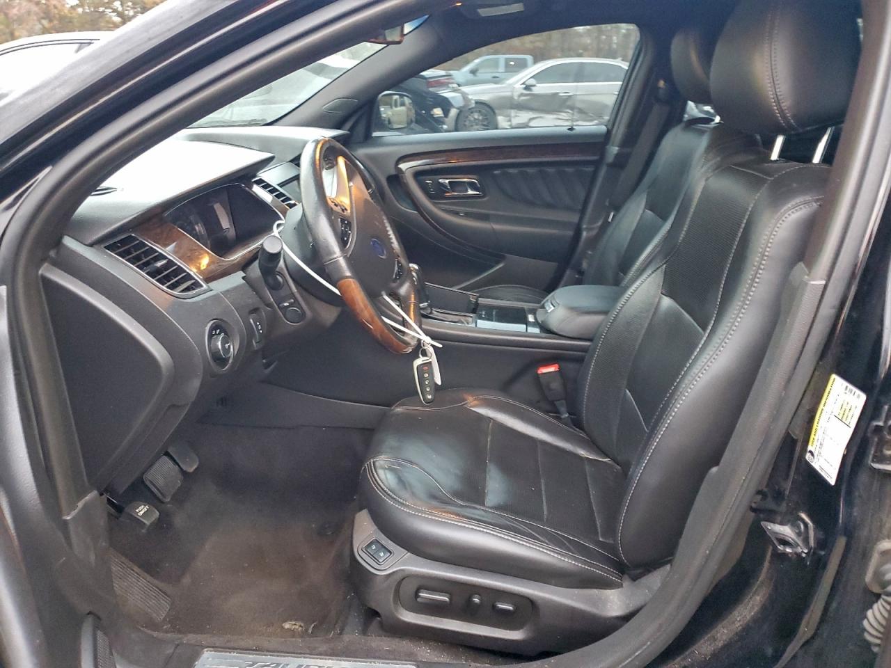 2018 Ford Taurus Limited VIN: 1FAHP2F81JG111002 Lot: 93443945