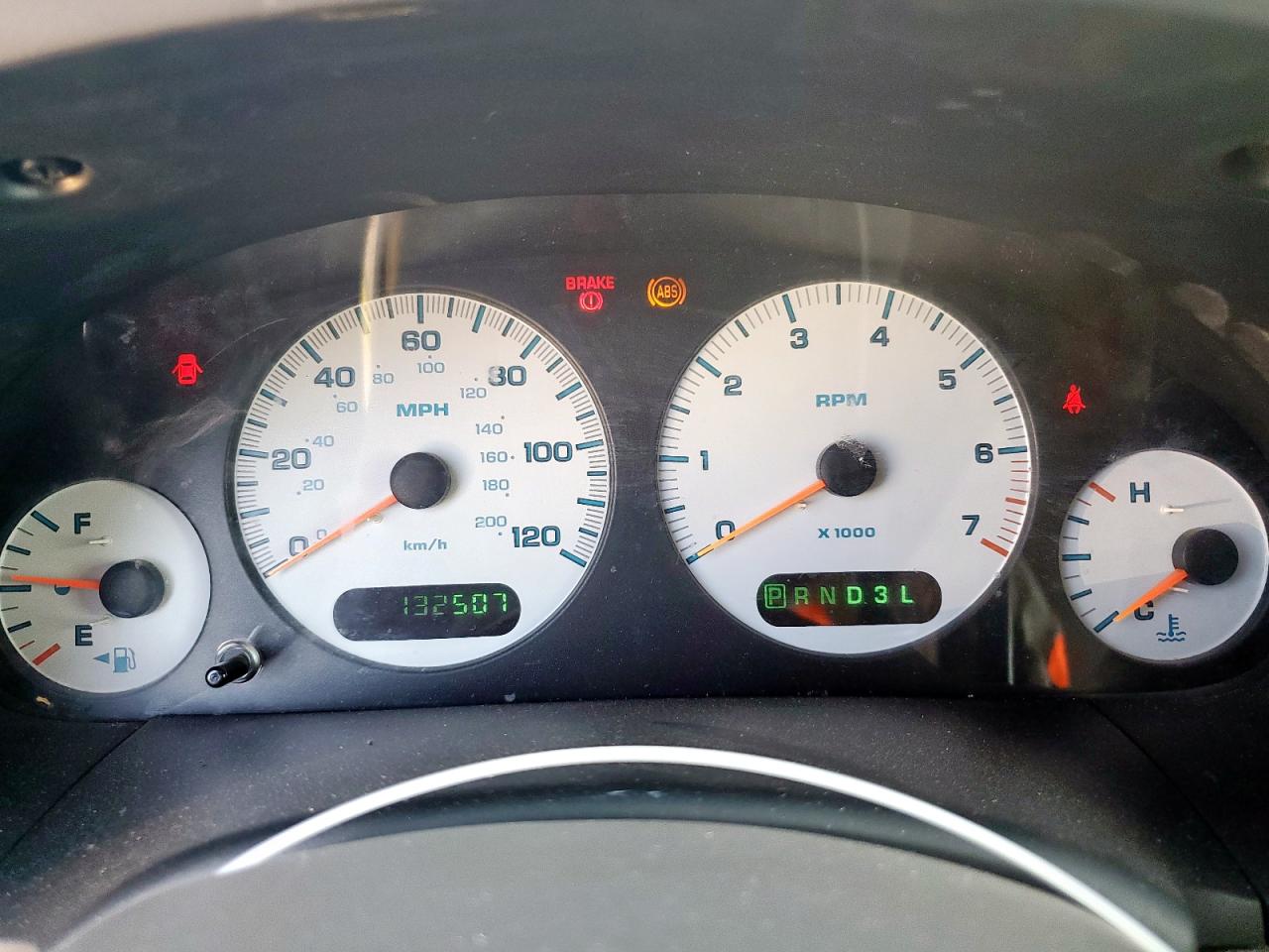 2002 Dodge Grand Caravan Sport VIN: 2B4GP44302R685032 Lot: 91373995