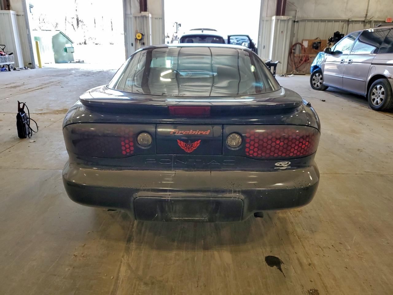 2001 Pontiac Firebird VIN: 2G2FS22K412147666 Lot: 93261655