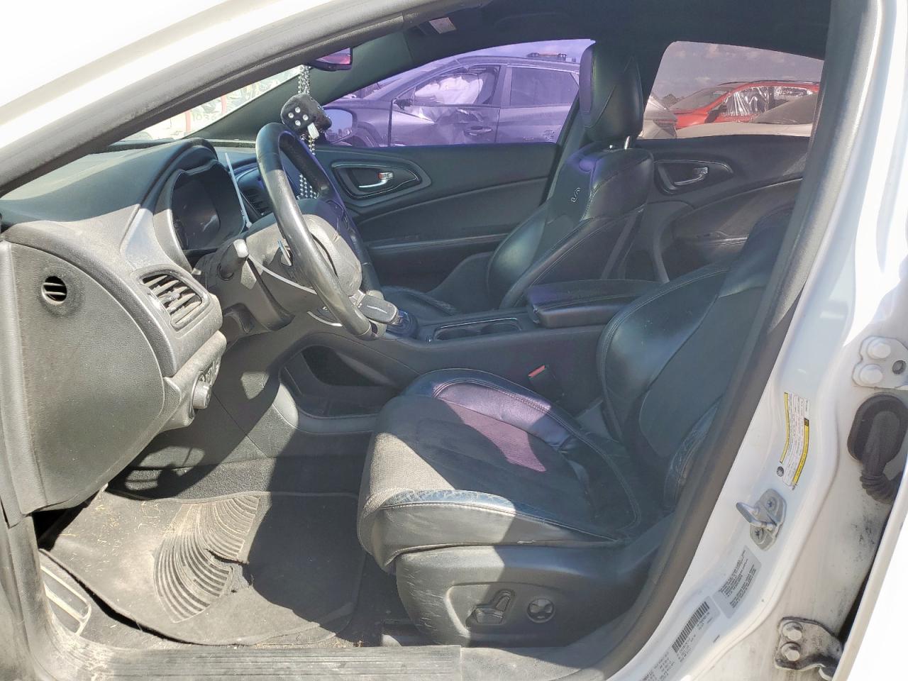 2015 Chrysler 200 S VIN: 1C3CCCBB1FN614110 Lot: 92696435