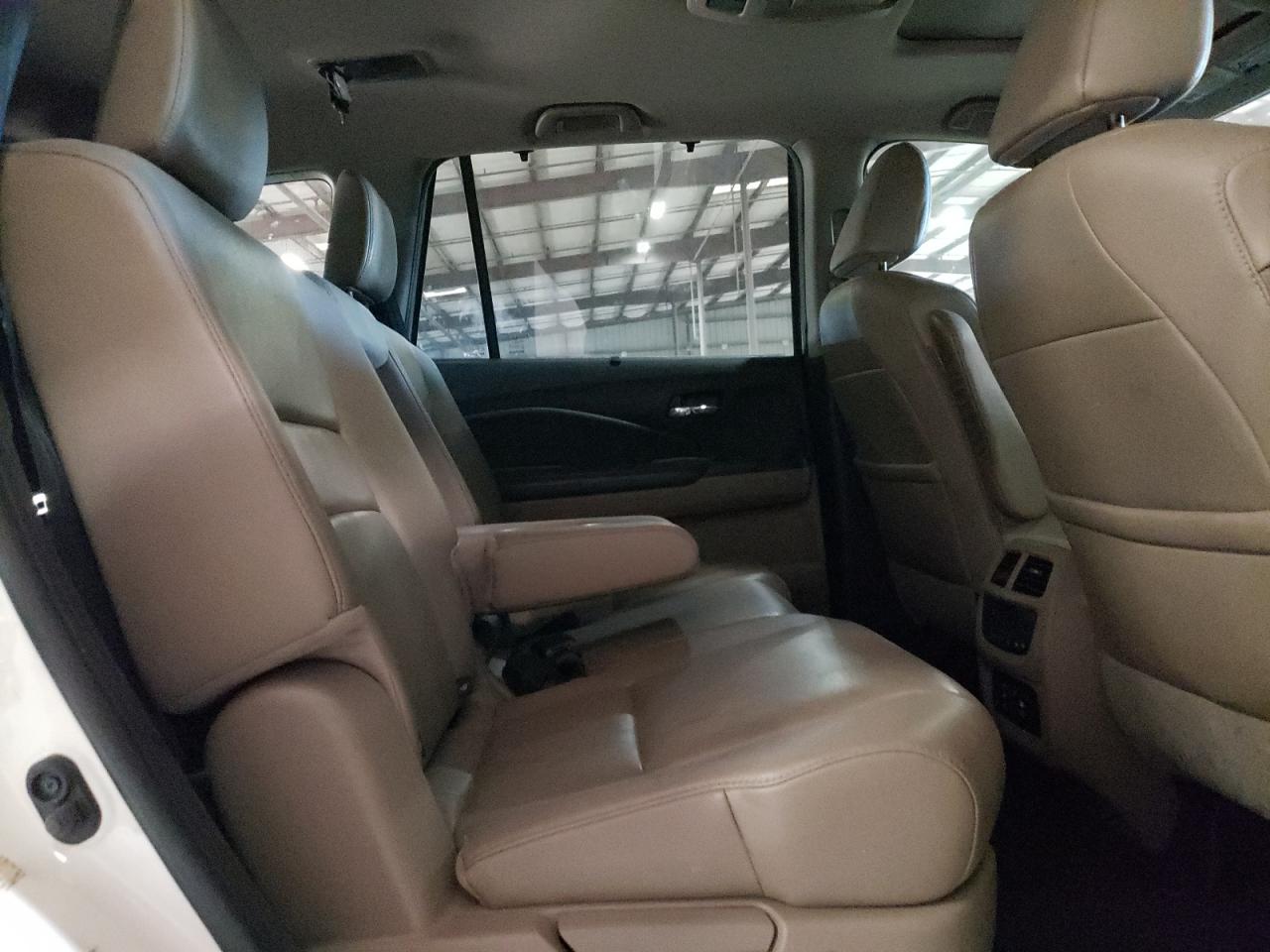 2016 Honda Pilot Touring VIN: 5FNYF5H99GB015416 Lot: 92543765