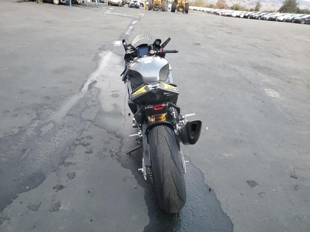 2026 APRILIA RSV4 1100  