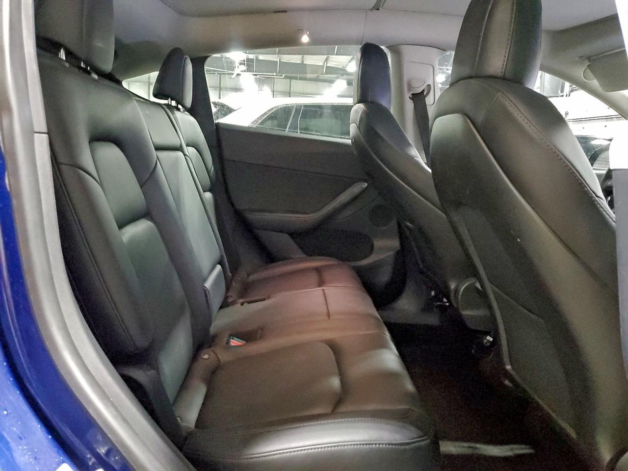 2020 Tesla Model Y VIN: 5YJYGDEF4LF000950 Lot: 94412305