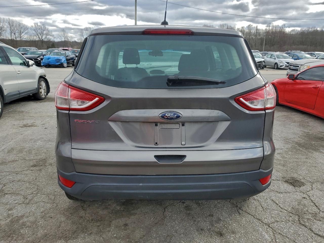 2013 Ford Escape S VIN: 1FMCU0F70DUB93055 Lot: 94728535