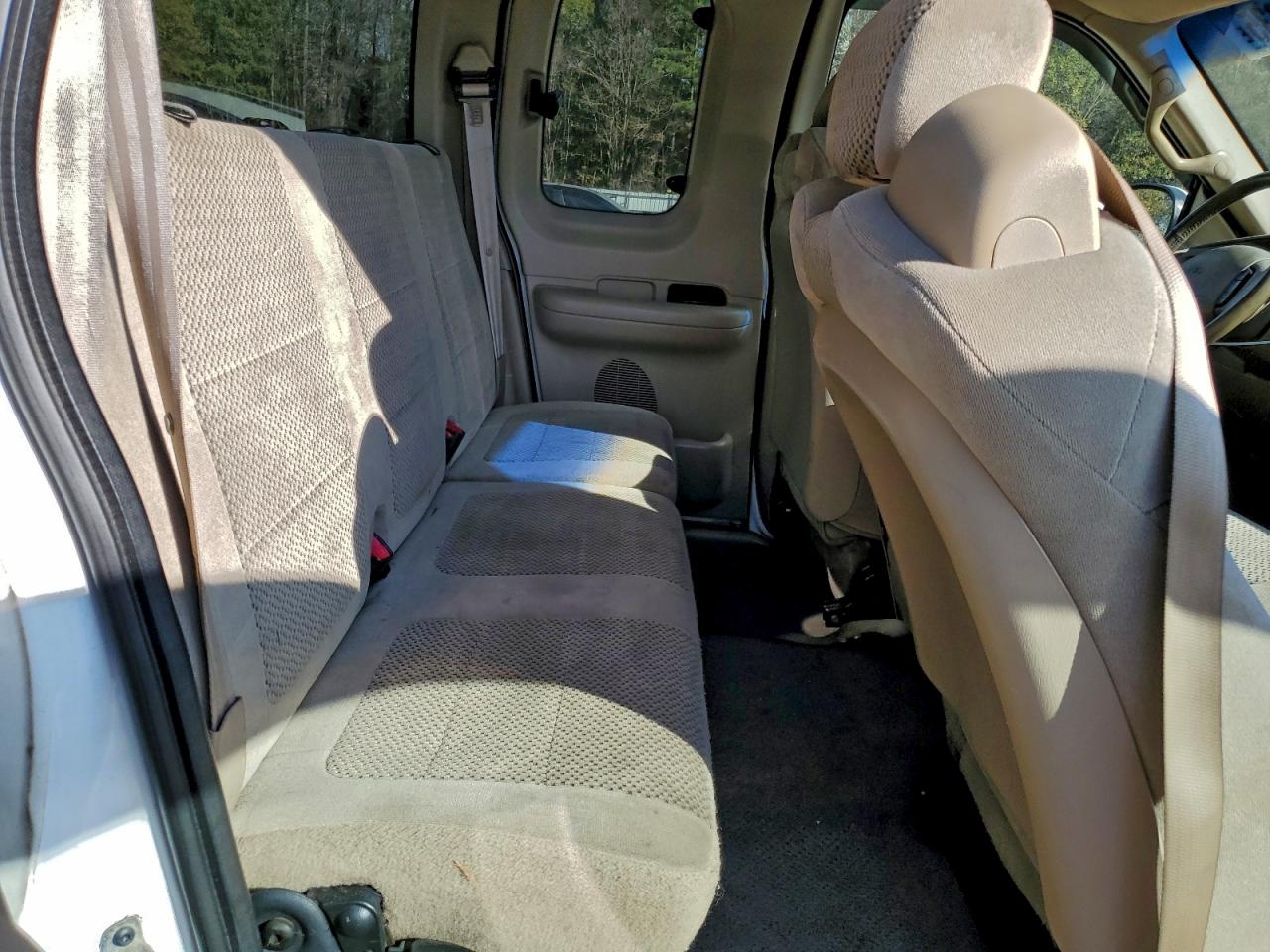 2001 Ford F150 VIN: 1FTRX18L41NB55324 Lot: 94059235