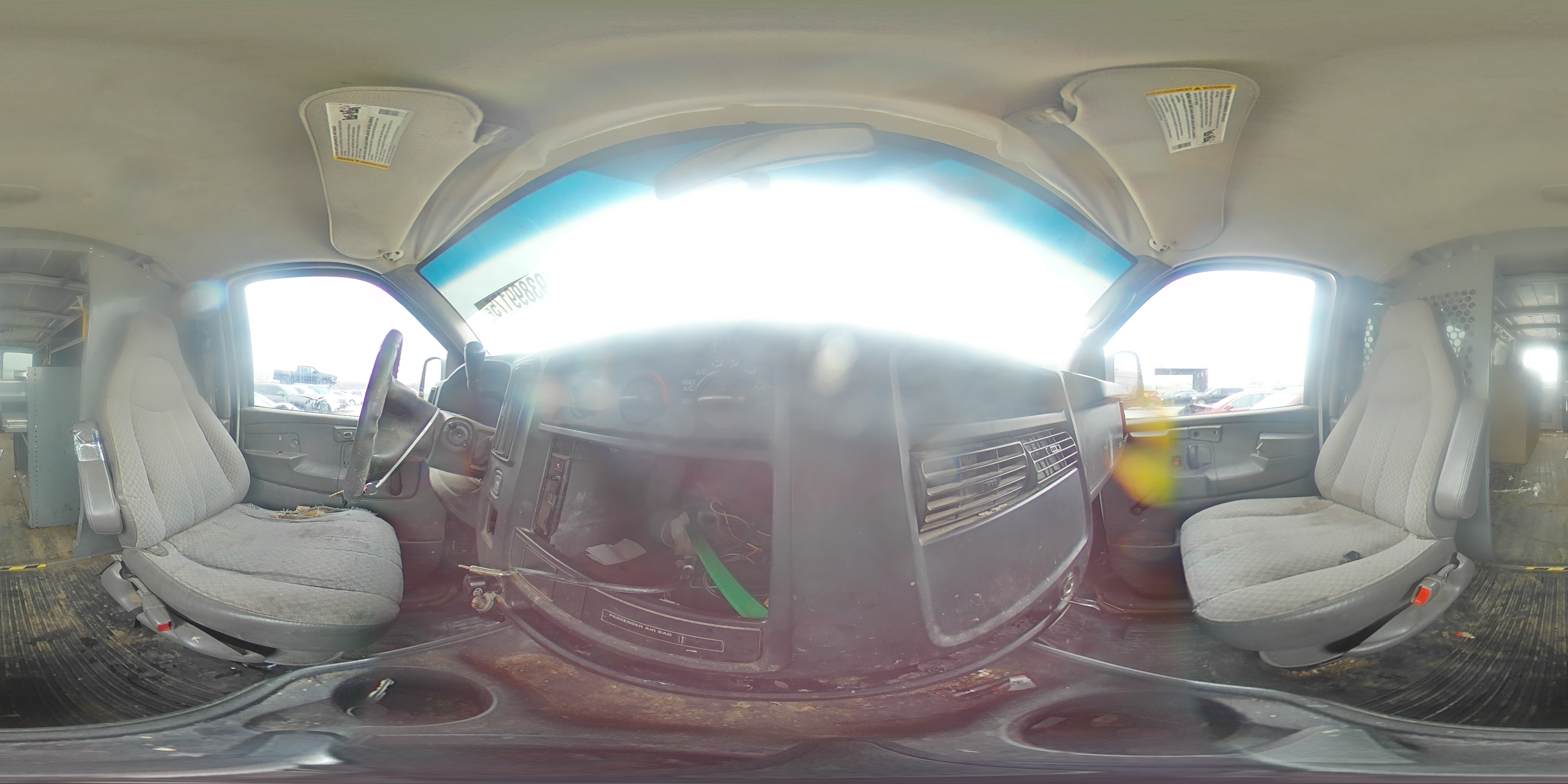 2006 GMC Savana G1500 VIN: 1GTFG15T561176396 Lot: 93899175