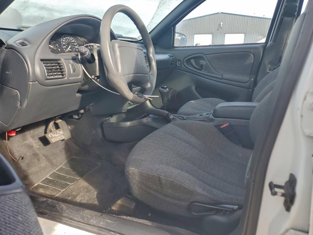 2001 Chevrolet Cavalier Base VIN: 1G1JC524117324522 Lot: 94381635