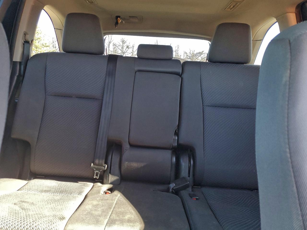 2019 Toyota Highlander Le VIN: 5TDBZRFH0KS951122 Lot: 92858645