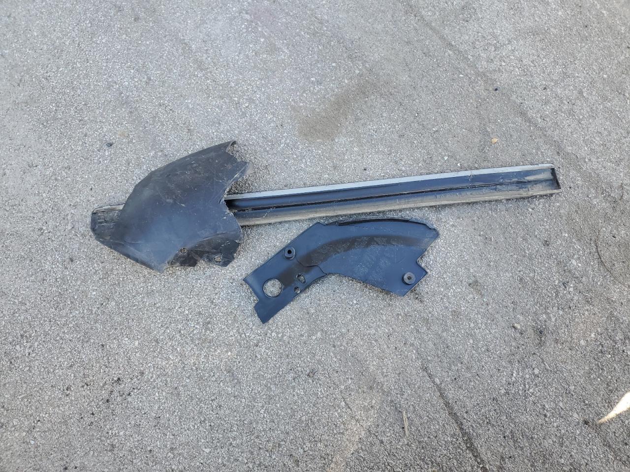 1998 Chevrolet Blazer VIN: 1GNDT13W4W2123643 Lot: 90885945