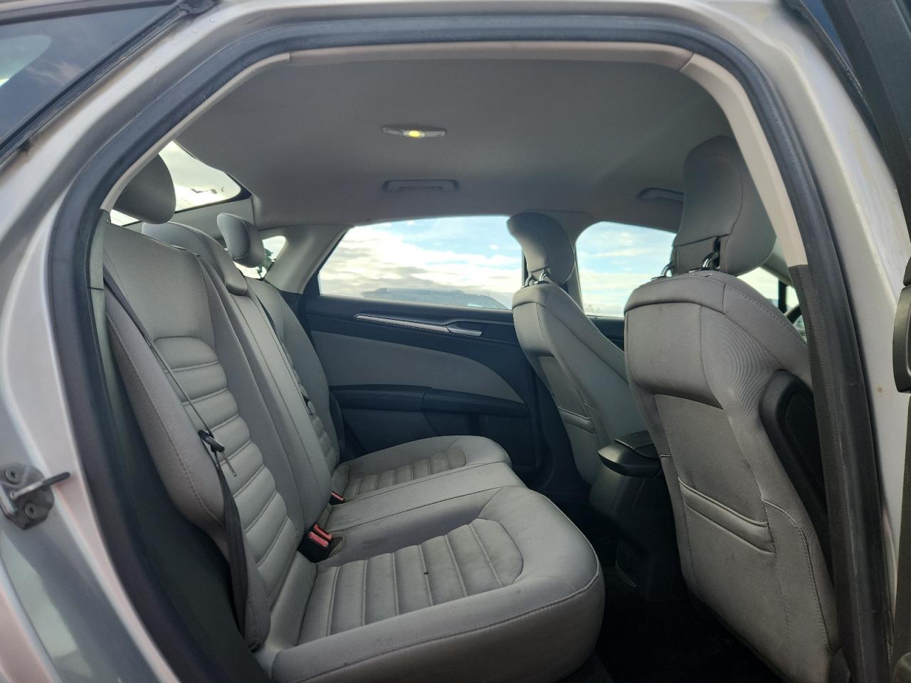 2014 Ford Fusion S VIN: 1FA6P0G75E5371664 Lot: 93057805