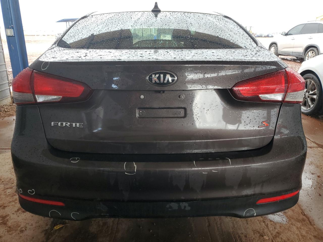 2017 Kia Forte Lx VIN: 3KPFL4A70HE022989 Lot: 92918005