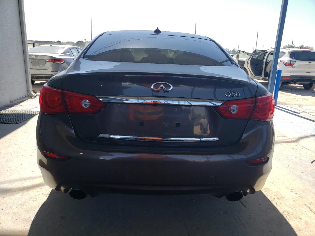 2014 Infiniti Q50 Base VIN: JN1BV7AP5EM670418 Lot: 92661305