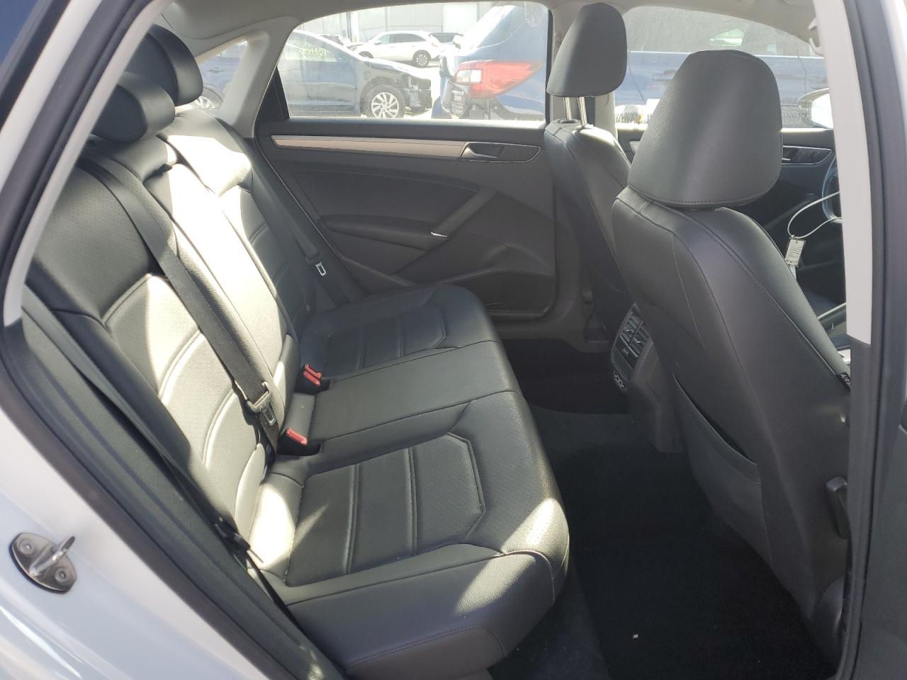 2019 Volkswagen Passat Wolfsburg VIN: 1VWLA7A33KC010838 Lot: 92889175