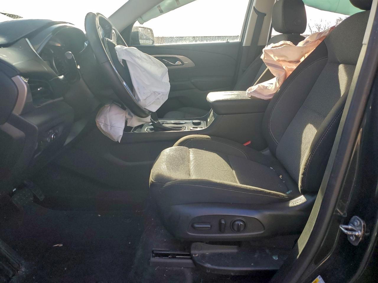 2020 Chevrolet Traverse Lt VIN: 1GNERGKW2LJ261271 Lot: 93890435