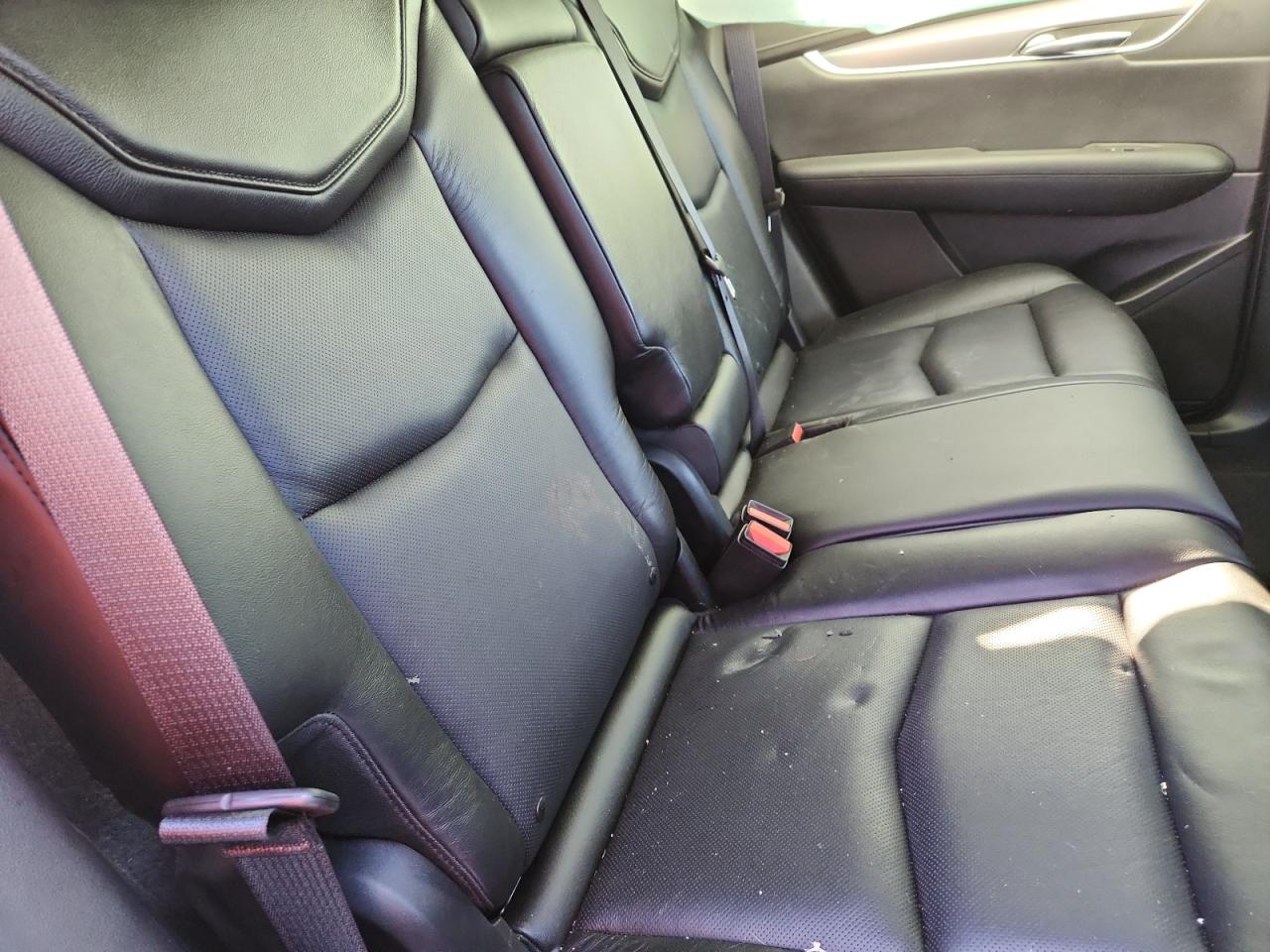 2017 Cadillac Xt5 Luxury VIN: 1GYKNBRS2HZ122449 Lot: 93845485