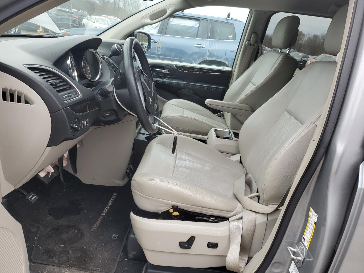 2013 Chrysler Town & Country Touring L VIN: 2C4RC1CG1DR645488 Lot: 86783035