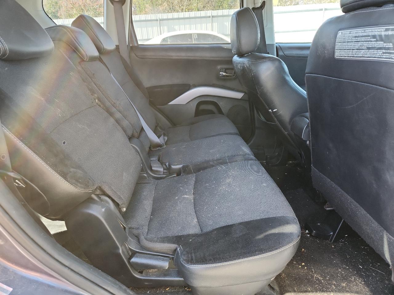 2010 Mitsubishi Outlander Xls VIN: JA4JT4AX9AZ002819 Lot: 92052855