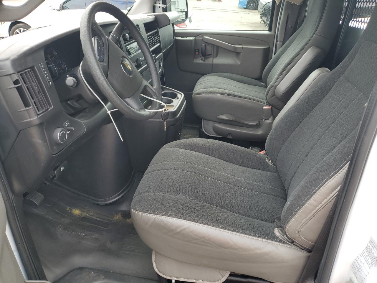 2023 Chevrolet Express 2500 Delivery Van VIN: 1GCWGAFP7P1219770 Lot: 92617975