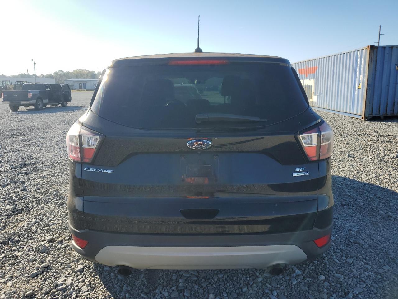 2017 Ford Escape Se VIN: 1FMCU9GD7HUC39219 Lot: 93419255