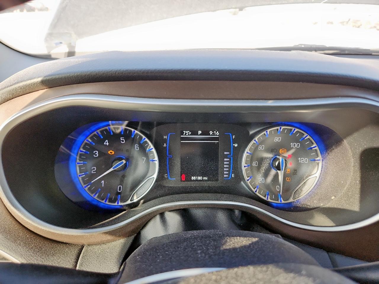 2019 Chrysler Pacifica Touring L VIN: 2C4RC1BG9KR532564 Lot: 93331065