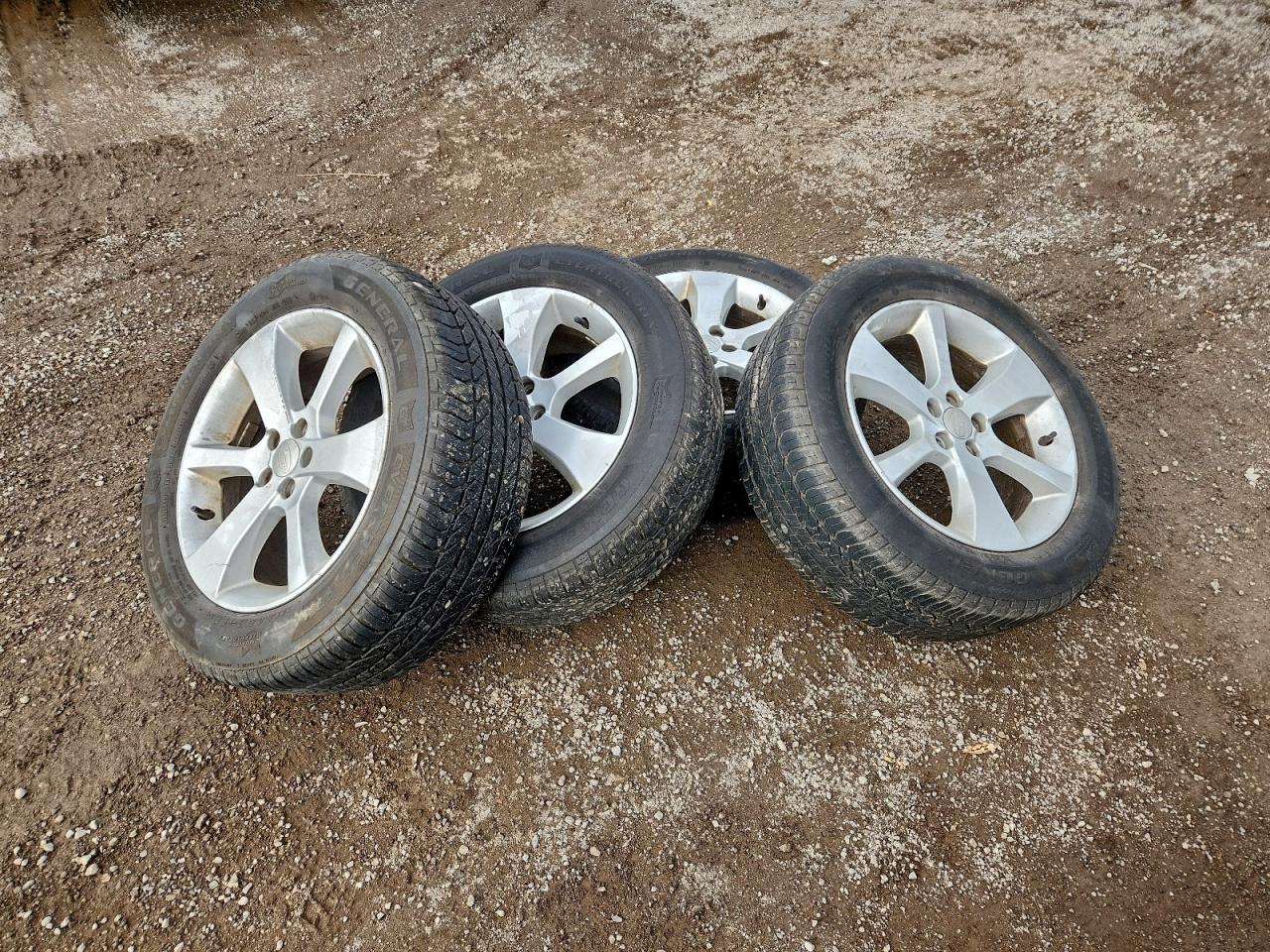 2013 Subaru Outback 2.5I Premium VIN: 4S4BRGGC6D3281132 Lot: 93516385