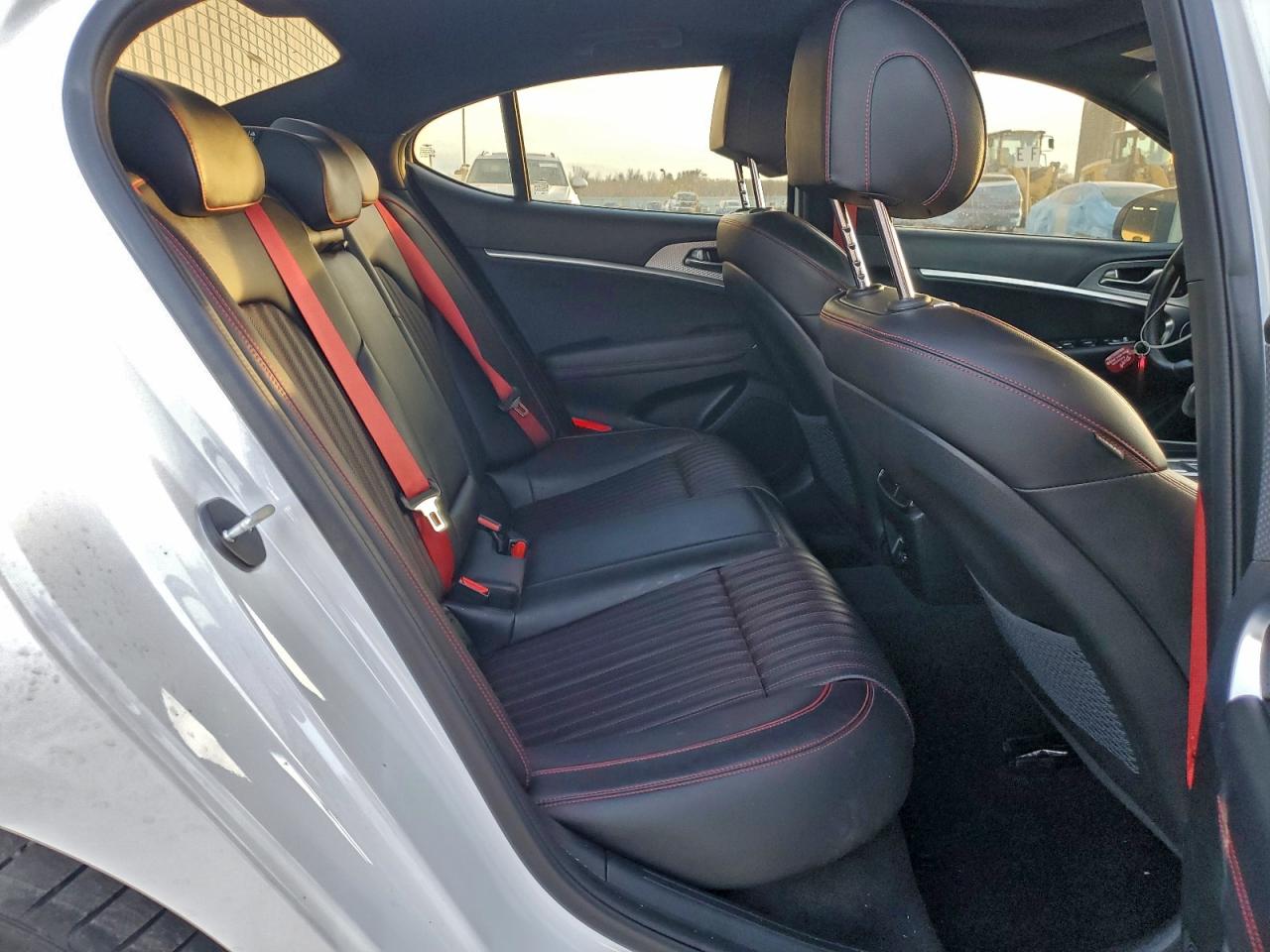 2022 Genesis G70 Base VIN: KMTG54TE3NU090471 Lot: 94442665