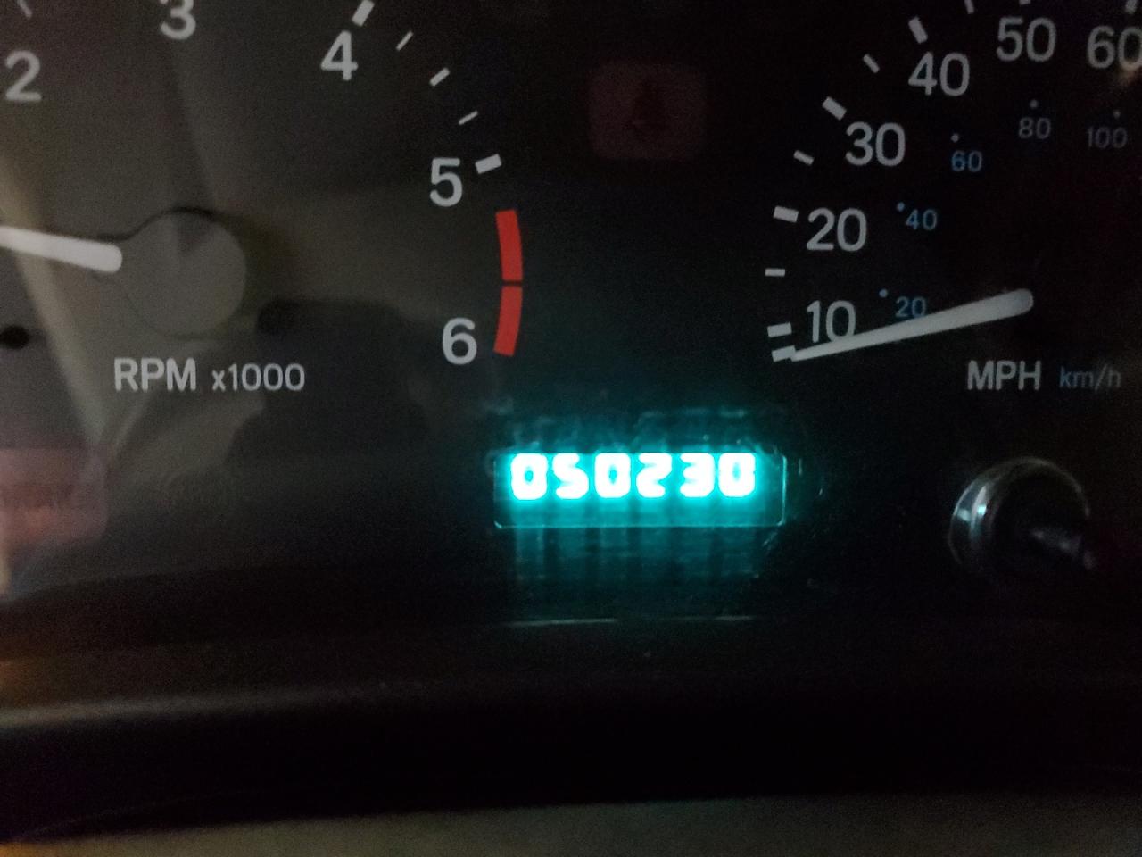 2000 Jeep Wrangler / Tj Sport VIN: 1J4FA49S5YP738716 Lot: 92010385