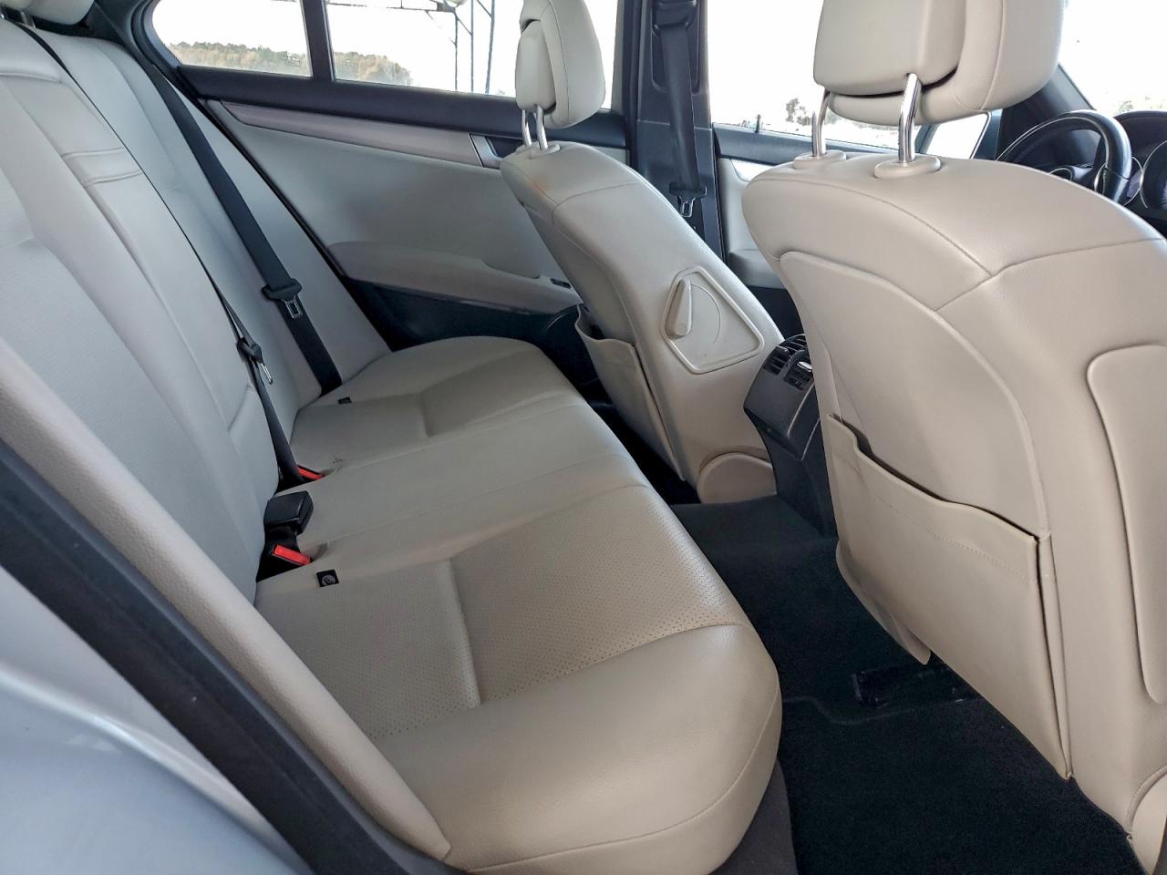 2013 Mercedes-Benz C 250 VIN: WDDGF4HB5DA840341 Lot: 93412225