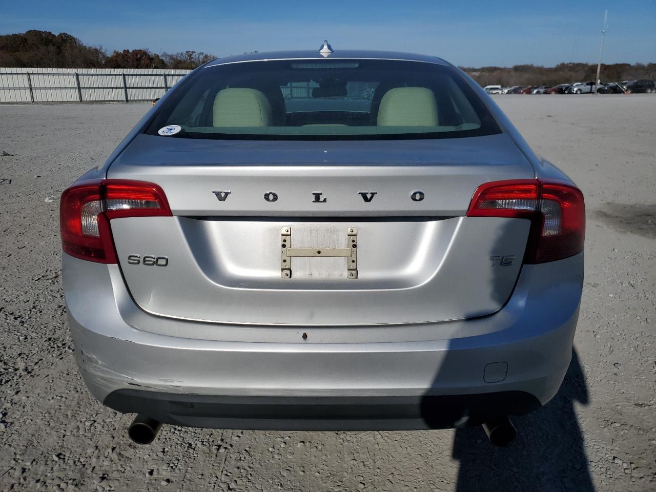 2012 Volvo S60 T5 VIN: YV1622FS2C2137145 Lot: 92818355