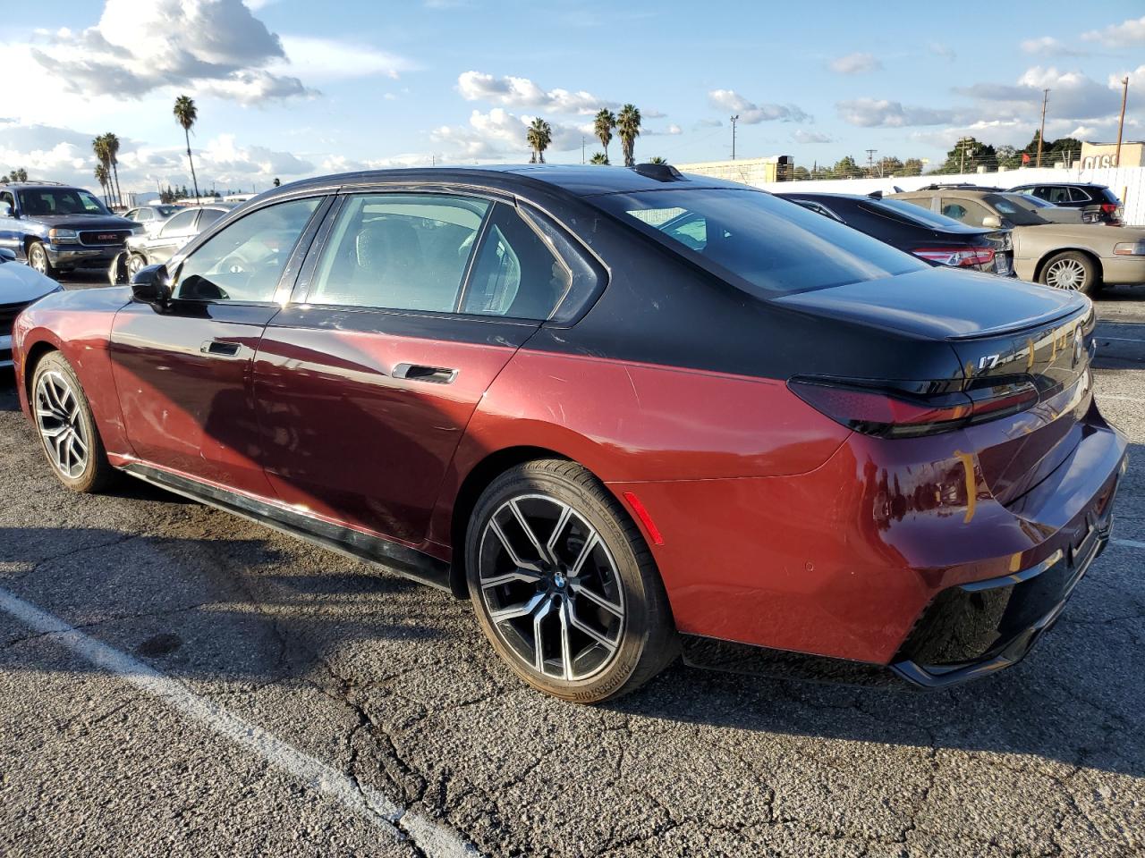 Фото: WBY53EJ06PCN85571